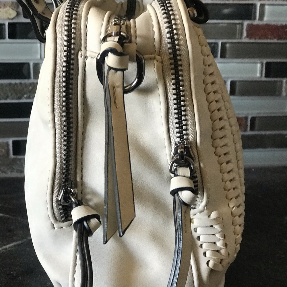 Handbag - Picture 5 of 7